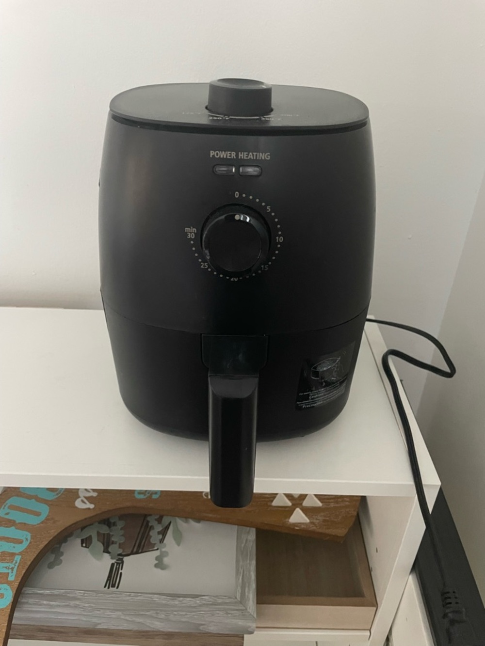 Black Compact Air Fryer with Manual Timer